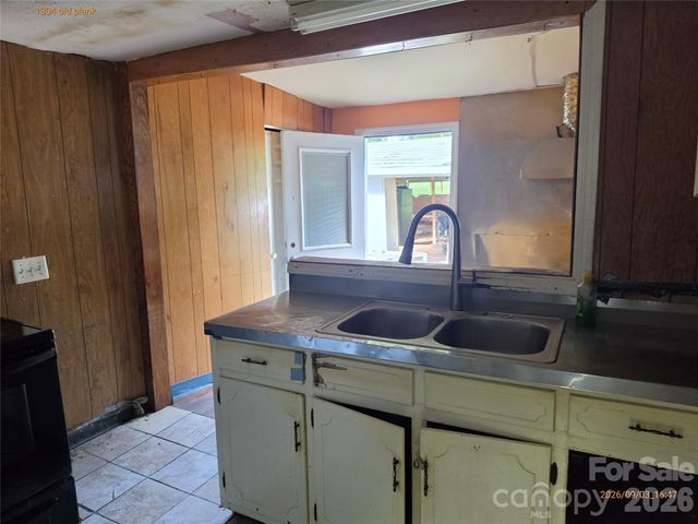 1304 Old Plank Road, Salisbury, NC 28144