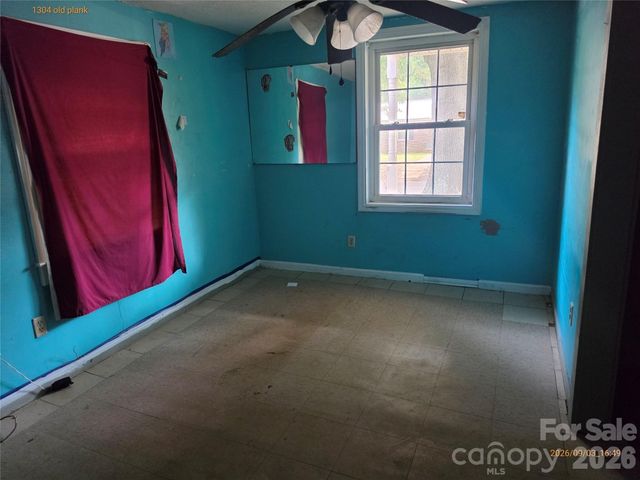 1304 Old Plank Road, Salisbury, NC 28144