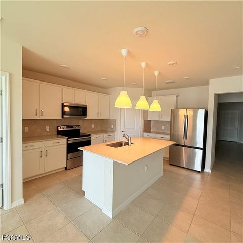 10754 Marlberry WAY, North Fort Myers, FL 33917