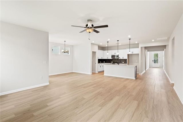 1531 Savory Way, Loganville, GA 30052