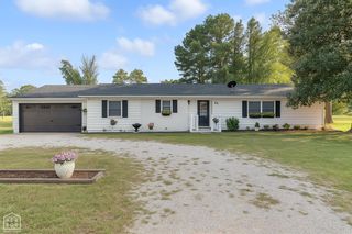 44 Oak Grove Road, Paragould, AR 72450