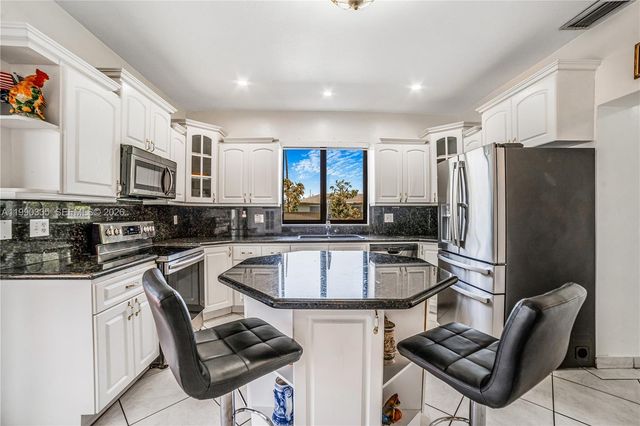 26500 SW 167th Ave, Homestead, FL 33031