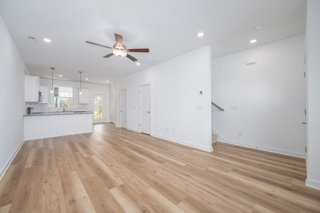 1170 S Dickerson Rd Unit 24, Goodlettsville, TN 37072