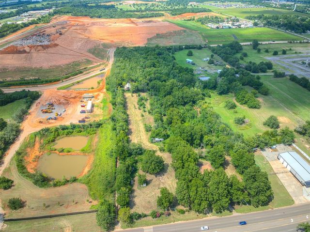 7713 NE 23rd Street, Oklahoma City, OK 73141
