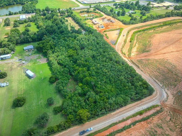 7713 NE 23rd Street, Oklahoma City, OK 73141