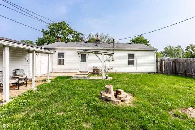 315 Schoolhouse Road, Franklin, IN 46131