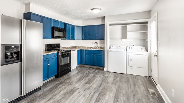 315 Schoolhouse Road, Franklin, IN 46131