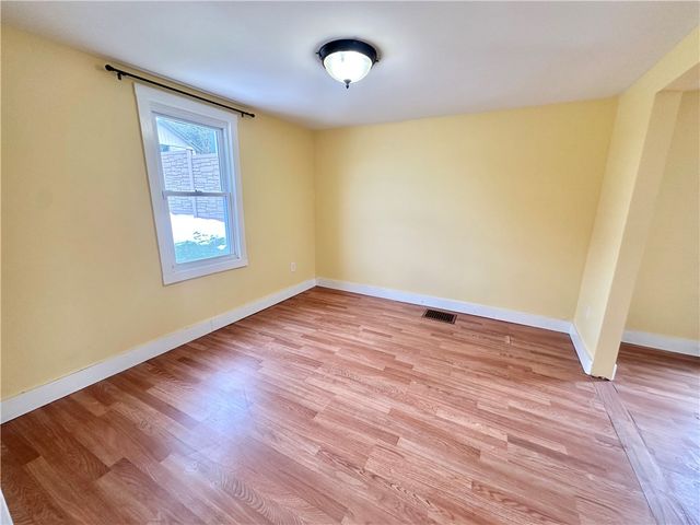 409 S Summit St, Derry Boro, PA 15627