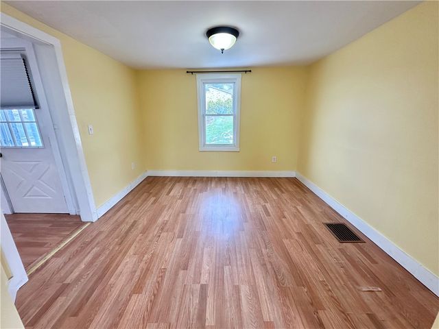 409 S Summit St, Derry Boro, PA 15627