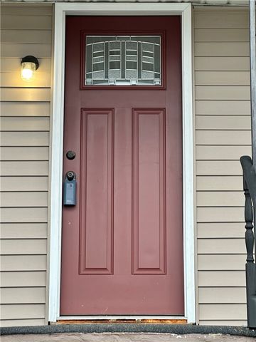 409 S Summit St, Derry Boro, PA 15627