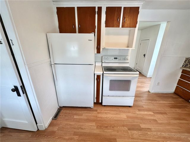 409 S Summit St, Derry Boro, PA 15627