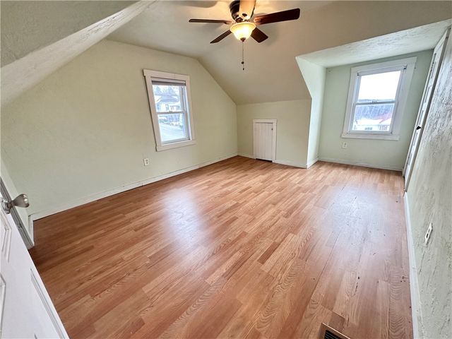 409 S Summit St, Derry Boro, PA 15627