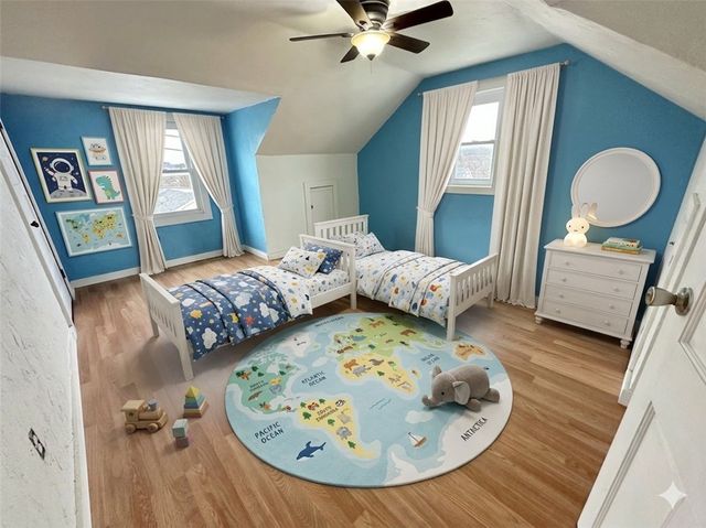 409 S Summit St, Derry Boro, PA 15627