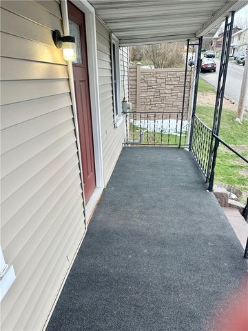 409 S Summit St, Derry Boro, PA 15627