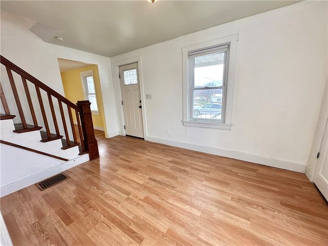 409 S Summit St, Derry Boro, PA 15627