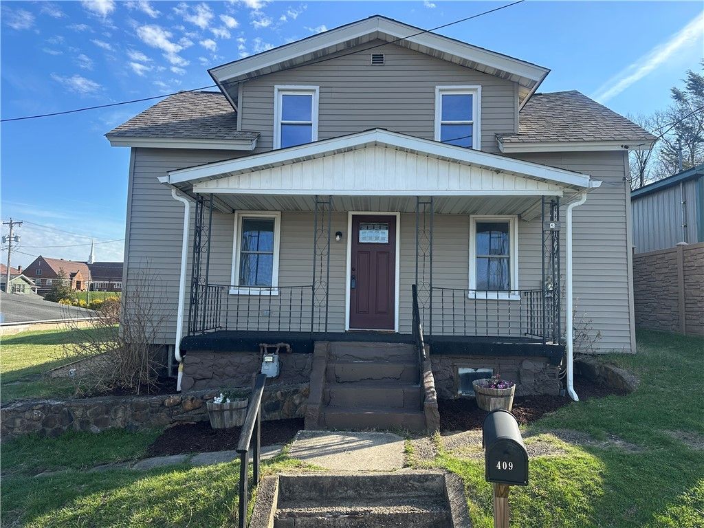409 S Summit St, Derry Boro, PA 15627