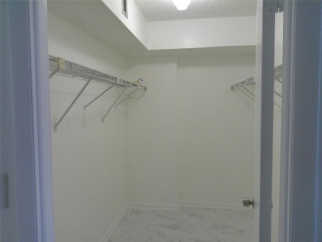 403 NW 68th Avenue 519, Plantation, FL 33317