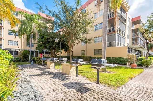 403 NW 68th Avenue 519, Plantation, FL 33317