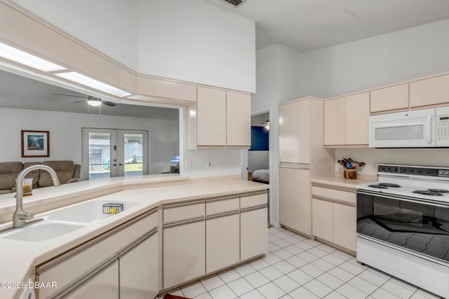 451 Palm Drive, New Smyrna Beach, FL 32168