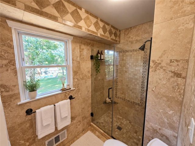9600 W 105TH Terrace, Overland Park, KS 66212