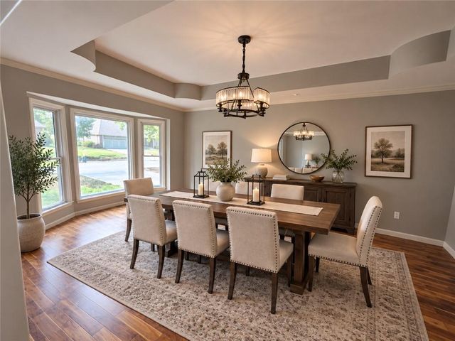 9600 W 105TH Terrace, Overland Park, KS 66212