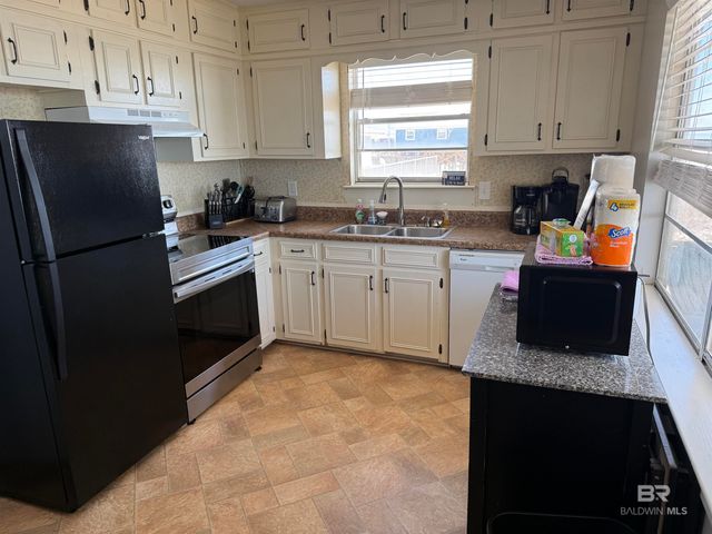 3042 Ponce De Leon Court, Gulf Shores, AL 36542