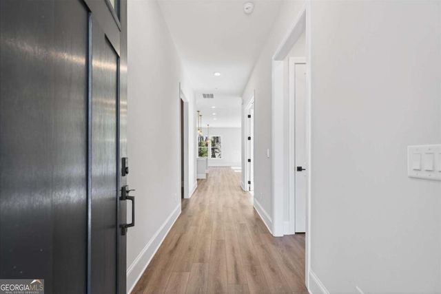 220 Vinca Circle NW, Kennesaw, GA 30144