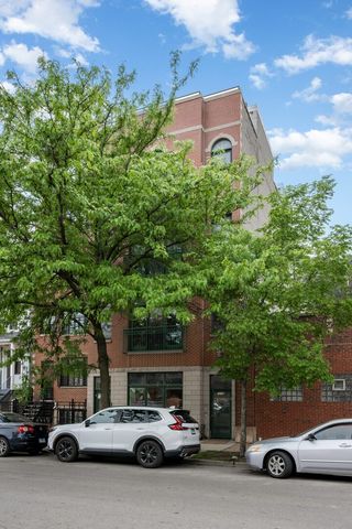 3248 N SHEFFIELD Avenue 1, Chicago, IL 60657