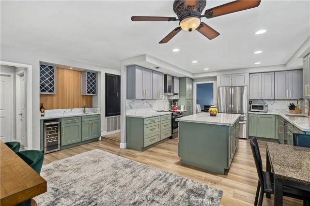 5570 Lakeview Drive, La Verne, CA 91750