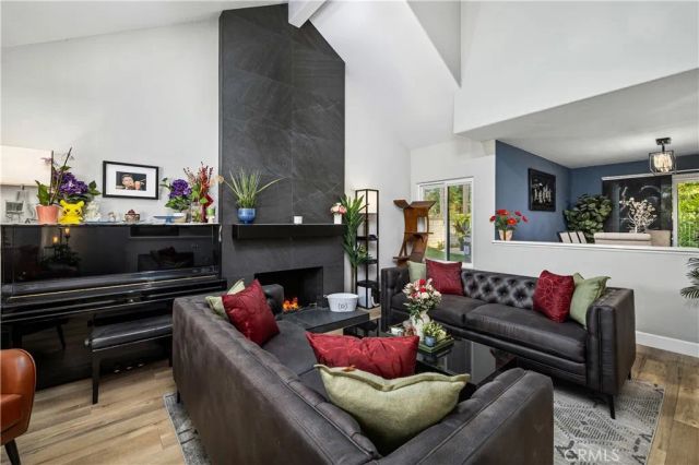 5570 Lakeview Drive, La Verne, CA 91750