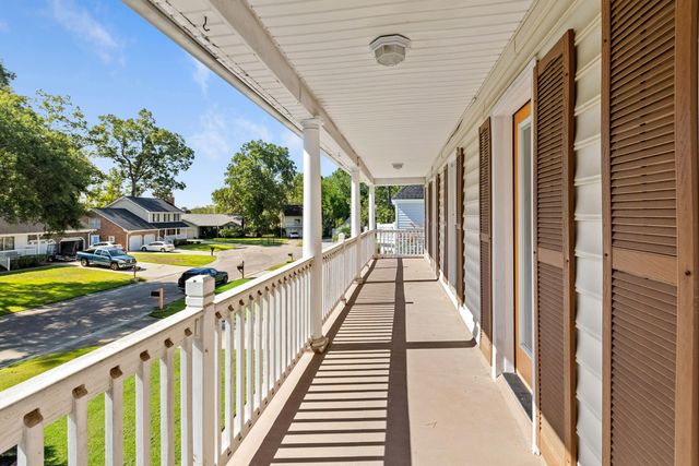 306 Anadale Court, North Charleston, SC 29418