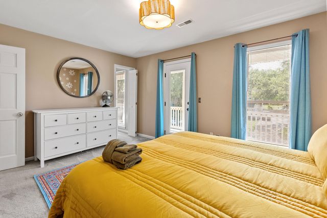 306 Anadale Court, North Charleston, SC 29418