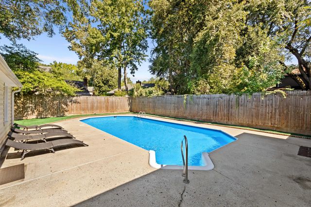 306 Anadale Court, North Charleston, SC 29418