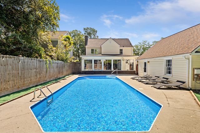 306 Anadale Court, North Charleston, SC 29418