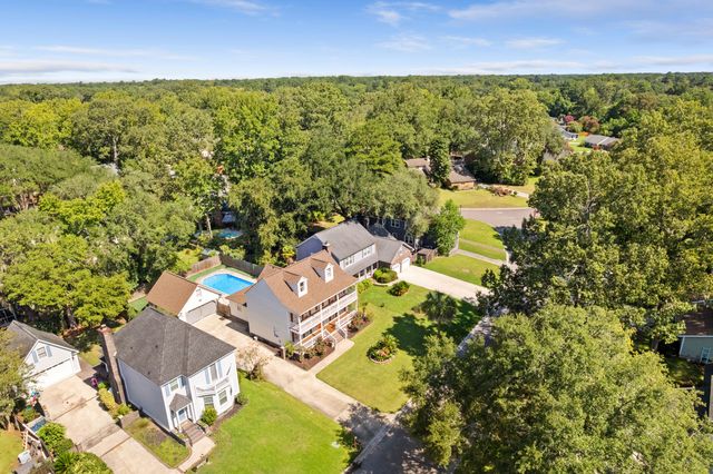 306 Anadale Court, North Charleston, SC 29418