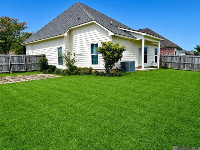 747 Portula Ave, Baton Rouge, LA 70820