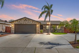 2443 Valley View Street, Selma, CA 93662