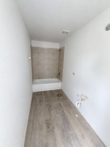 423 N Carolina Street, Houston, TX 77029