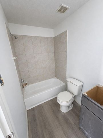 423 N Carolina Street, Houston, TX 77029