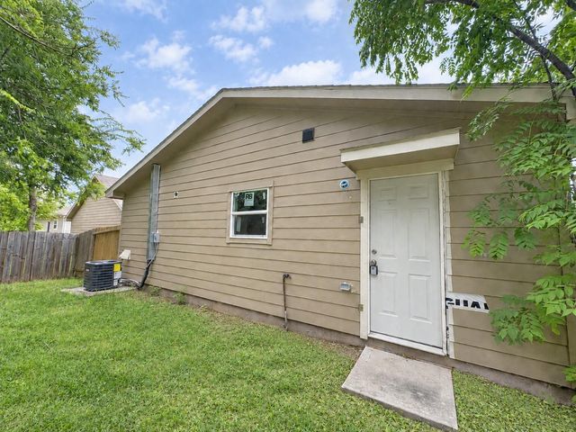 423 N Carolina Street, Houston, TX 77029