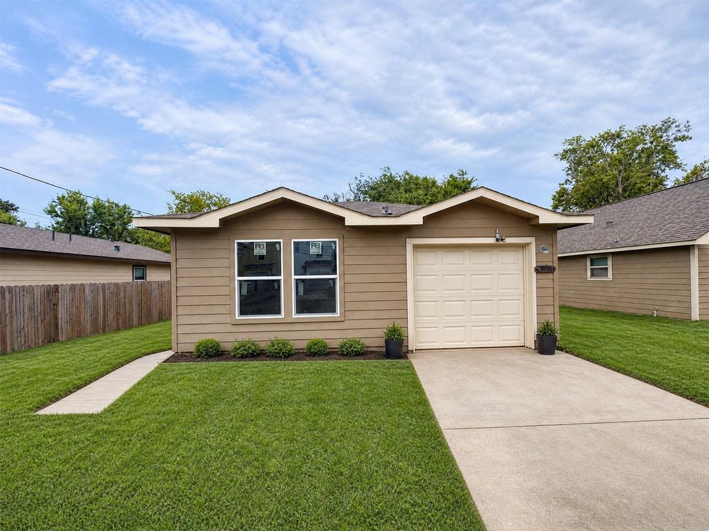 423 N Carolina Street, Houston, TX 77029
