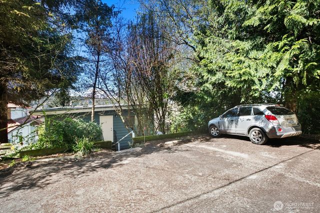 3438 14th Avenue W, Seattle, WA 98119