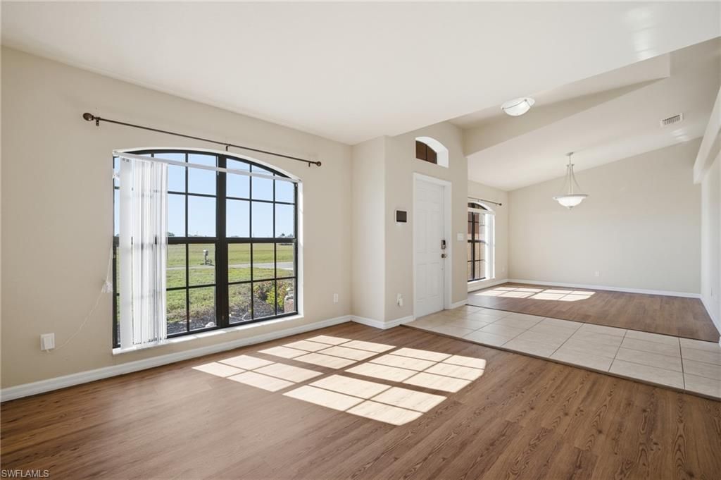 Image 6 of property listing at 2809 NW 2nd ST, Cape Coral, FL 33993