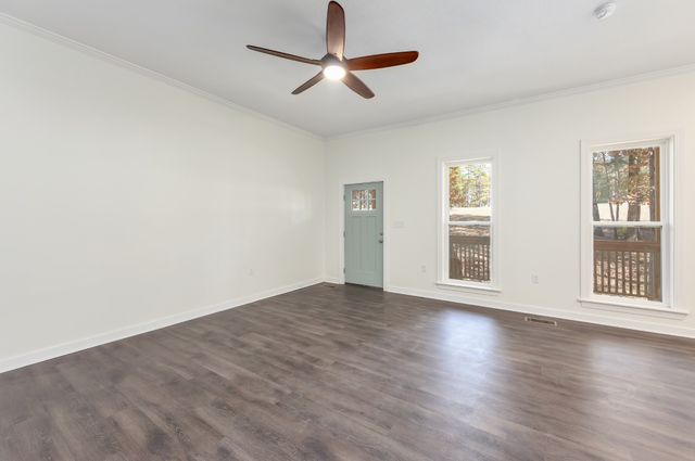 67 Dunhill Ct, Counce, TN 38326