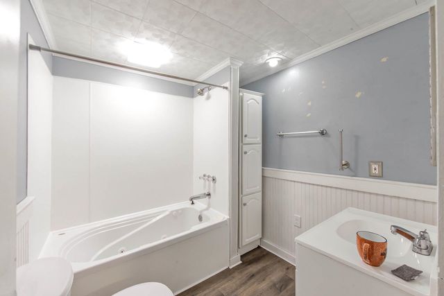 1103 Caroline St, Thibodaux, LA 70301