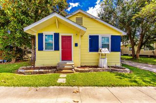1103 Caroline St, Thibodaux, LA 70301