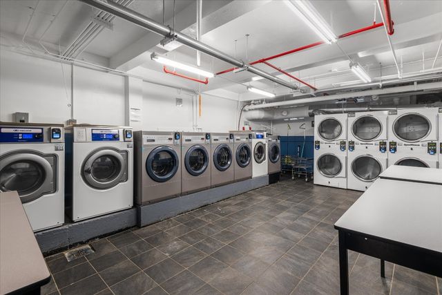 3441 85th St Apt 1H, New York City, NY 11372