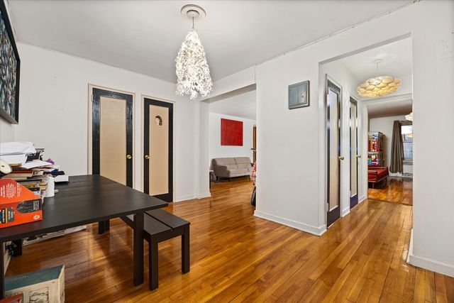 3441 85th St Apt 1H, New York City, NY 11372