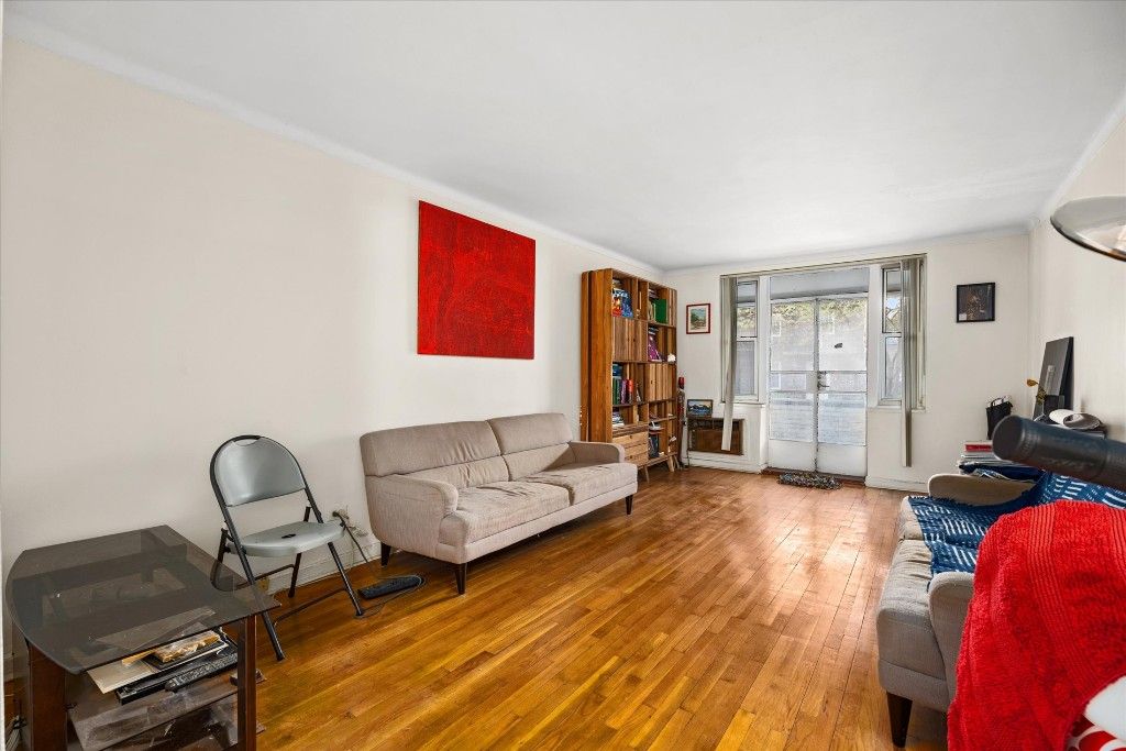 3441 85th St Apt 1H, New York City, NY 11372