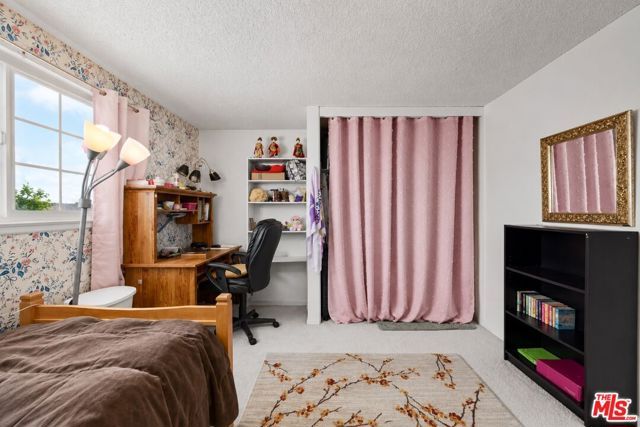 2114 Rhonda Street, Oxnard, CA 93036